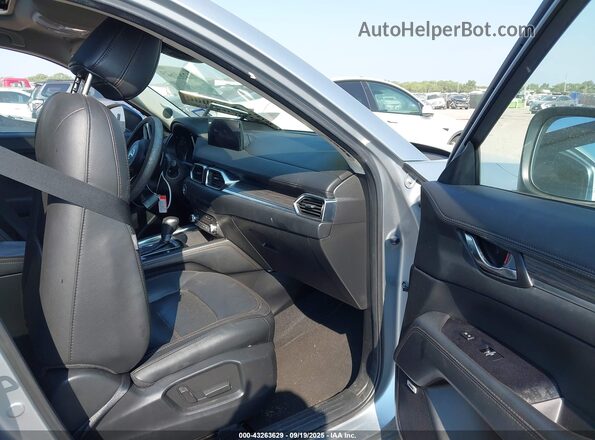JM3KFBDM2M0390726 2021 MAZDA CX-5 Gray Vista interior delantera