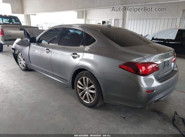 JN1BY1AP8JM180151 2018 INFINITI Q70 Gray უკანა მარცხენა