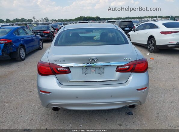 JN1BY1AP9JM180871 2018 INFINITI Q70 Silver 