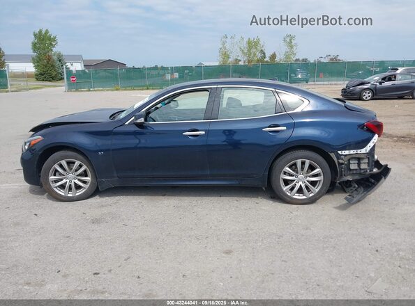 JN1BY1AR6JM220339 2018 INFINITI Q70 Синий Панорамный вид салона 360°