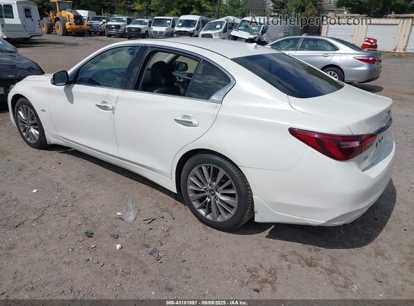 JN1CV7AR3JM280160 2018 INFINITI Q50 Белый 