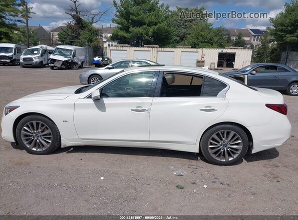 JN1CV7AR3JM280160 2018 INFINITI Q50 Белый 