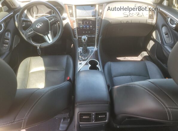 JN1EV7AP5JM351009 2018 INFINITI Q50 Серебряный 