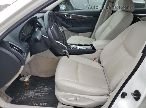 JN1EV7AP5JM351088 2018 INFINITI Q50 Белый 