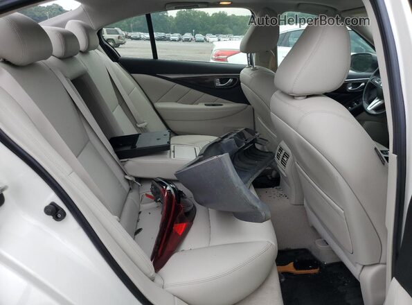 JN1EV7AP5JM351088 2018 INFINITI Q50 Белый 