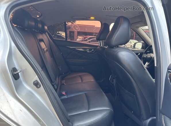 JN1EV7AP6JM350970 2018 INFINITI Q50 Silver 