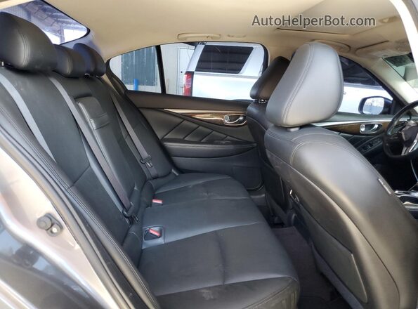 JN1EV7AP8JM591736 2018 INFINITI Q50 Серый 