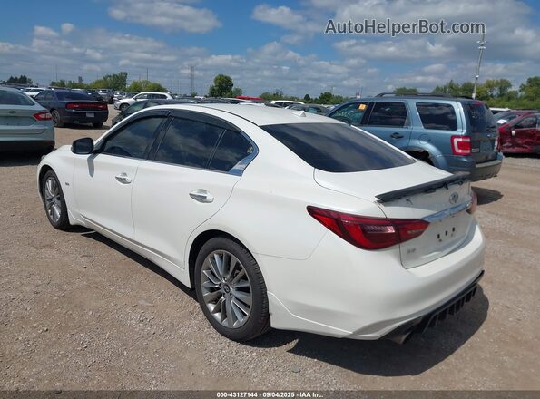 JN1EV7AR2JM430994 2018 INFINITI Q50 White 