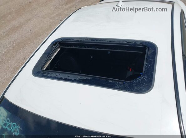 JN1EV7AR2JM430994 2018 INFINITI Q50 White 