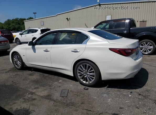 JN1EV7AR9JM440230 2018 INFINITI Q50 White 