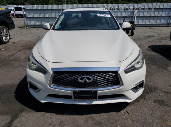 JN1EV7AR9JM440230 2018 INFINITI Q50 White 