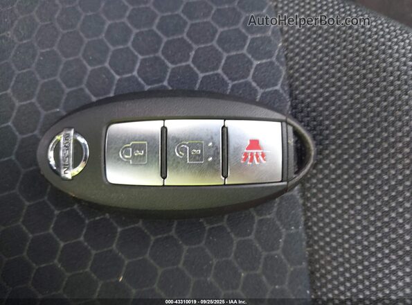 JN8AF5MR5HT704184 2017 NISSAN JUKE Black წინა პანელის ხედი