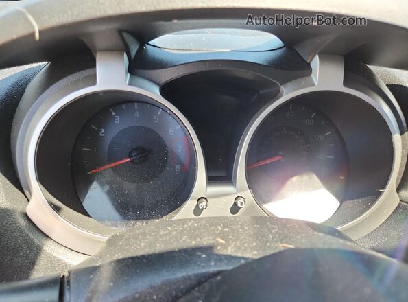 JN8AF5MV5HT753642 2017 NISSAN JUKE Silver 