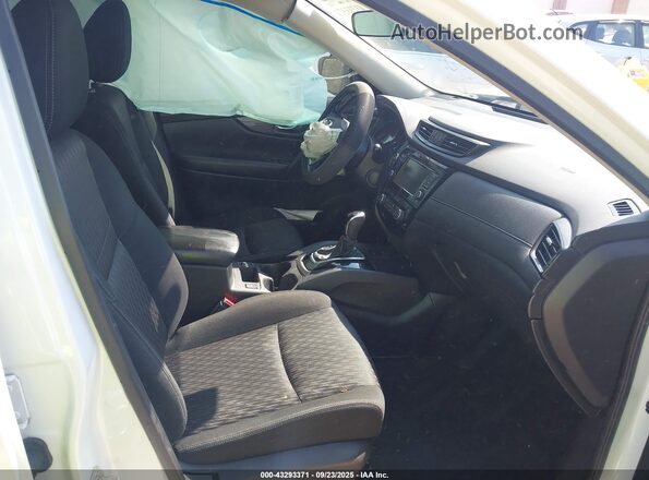 JN8AT2MT8LW003553 2020 NISSAN ROGUE White Սալոնի դիմացի տեսք