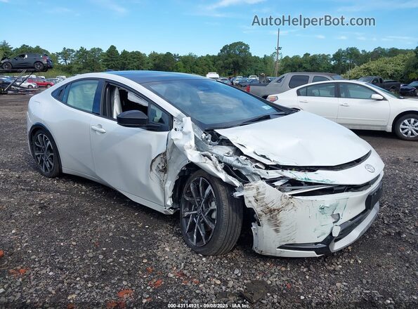 JTDACACU2R3024408 2024 TOYOTA PRIUS PRIME Белый Вид спереди