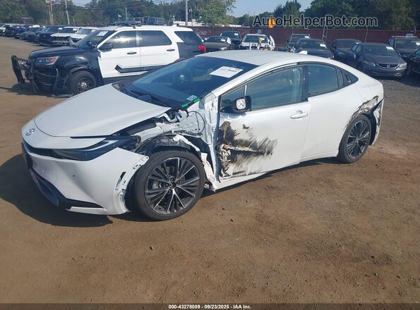 JTDADABU6R3015760 2024 TOYOTA LE White Przód lewy