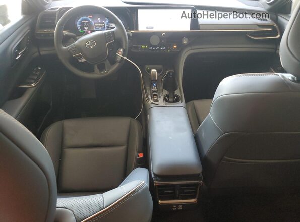 JTDAFAAFXR3008677 2024 TOYOTA CROWN White წინა პანელის ხედი