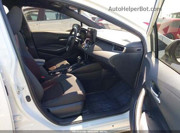 JTDBDMHE2P3005164 2023 TOYOTA LL White Widok wnętrza z przodu