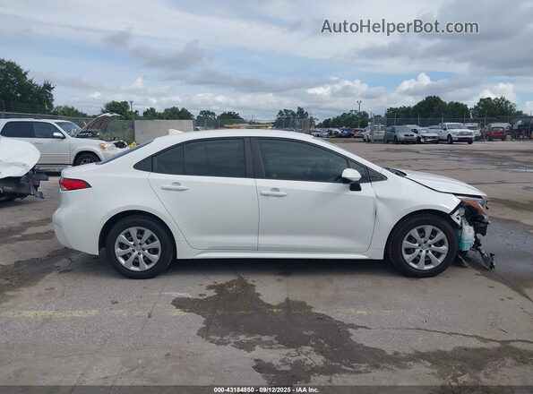 JTDEPRAE5LJ015172 2020 TOYOTA LL White Rear interior view