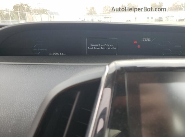 JTDKARFP3J3097130 2018 TOYOTA PRIUS Silver 