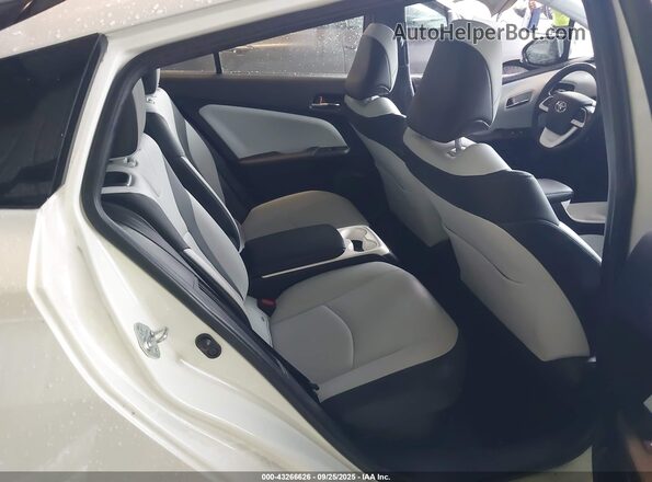 JTDKARFP7H3013966 2017 TOYOTA PRIUS PRIME White Вид наклейки з VIN-кодом