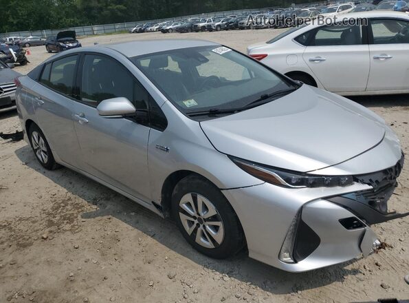JTDKARFP8J3076709 2018 TOYOTA PRIUS Серебряный 