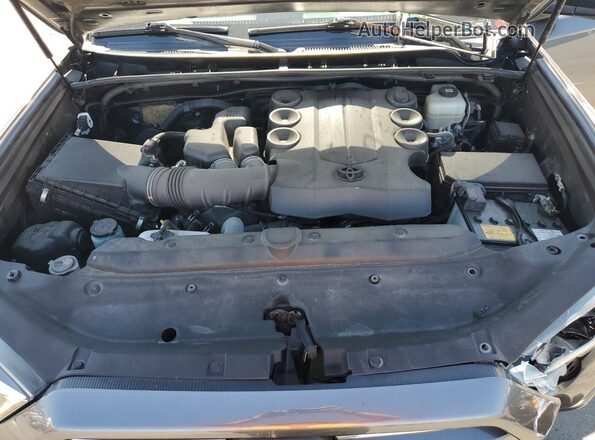JTEBU5JR2L5824561 2020 TOYOTA 4RUNNER Charcoal Շարժիչի բաժամունքի տեսք