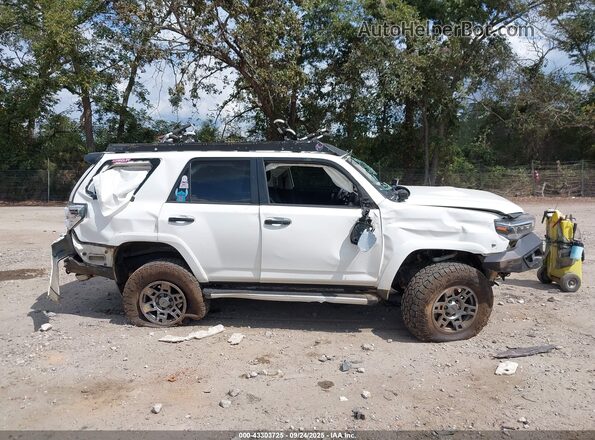 JTEBU5JR7L5757262 2020 TOYOTA 4RUNNER White Սալոնի հետևի տեսք