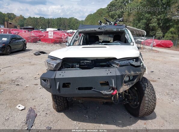 JTEBU5JR7L5757262 2020 TOYOTA 4RUNNER White Սարքավորումների վահանակի տեսք