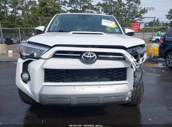 JTEBU5JR7L5824359 2020 TOYOTA 4RUNNER White Սարքավորումների վահանակի տեսք