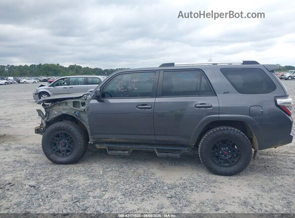 JTEMU5JR5M5860867 2021 TOYOTA 4RUNNER Gray Vista interior de 360 grados