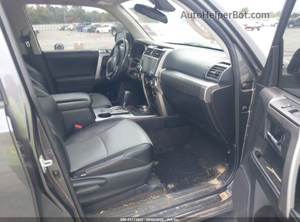 JTEMU5JR5M5860867 2021 TOYOTA 4RUNNER Gray Vista interior delantera