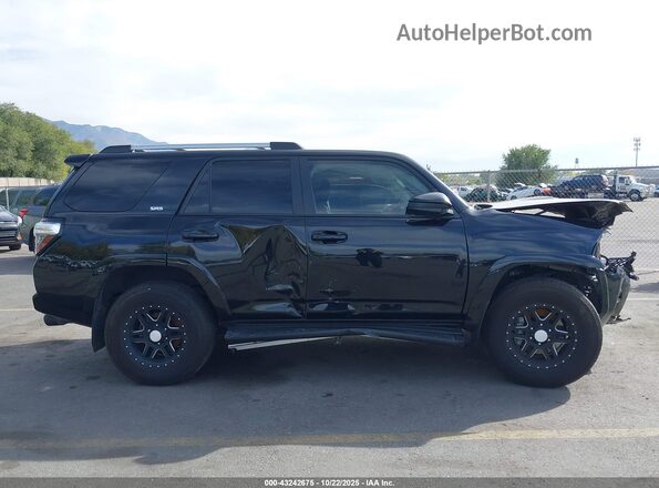 JTEMU5JRXN6064997 2022 TOYOTA 4RUNNER Black Widok wnętrza 360 stopni