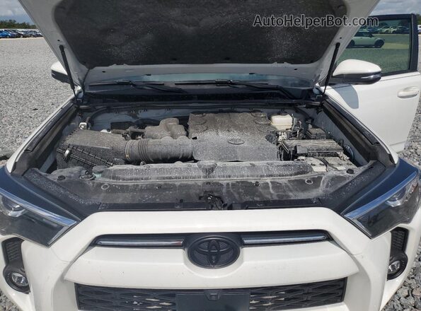 JTENU5JR7R6291929 2024 TOYOTA 4RUNNER White 