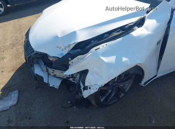 JTHBA1D26J5065199 2018 LEXUS IS Белый 