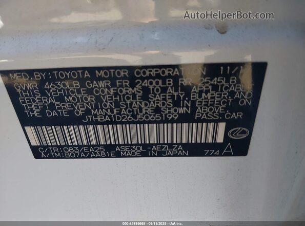 JTHBA1D26J5065199 2018 LEXUS IS Белый 