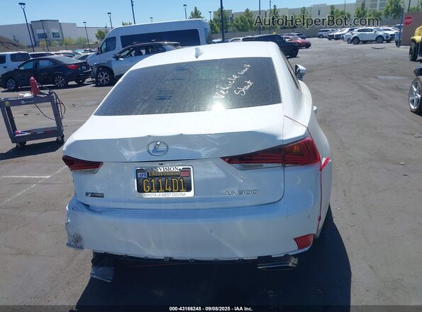 JTHBA1D27J5073070 2018 LEXUS IS White 