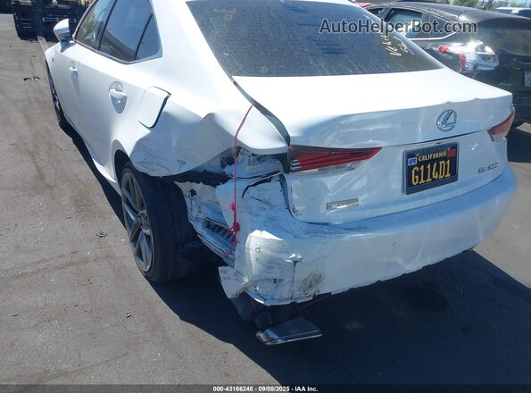 JTHBA1D27J5073070 2018 LEXUS IS White 