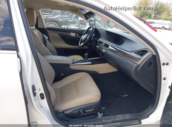 JTHCZ1BL2HA006046 2017 LEXUS GS 350 White Вид салону спереду