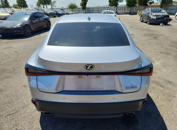 JTHDA1D24N5119484 2022 LEXUS IS Серебряный 