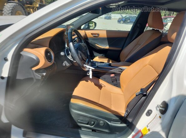 JTHDA1D2XN5118016 2022 LEXUS IS Белый 