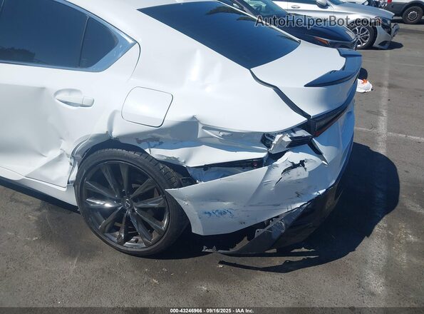 JTHGZ1B23P5062447 2023 LEXUS IS 350 White Widok z przodu
