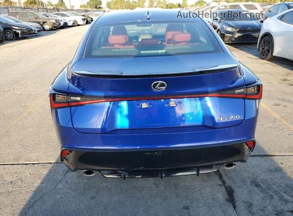 JTHGZ1B27P5065495 2023 LEXUS IS Синий Вид салона спереди