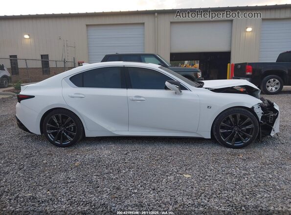 JTHGZ1B28P5067093 2023 LEXUS IS 350 White Widok wnętrza z tyłu