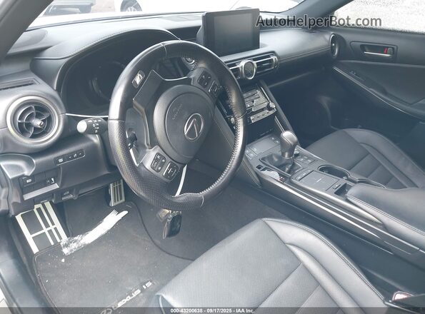 JTHGZ1E24M5020909 2021 LEXUS IS 350 White Front interior view