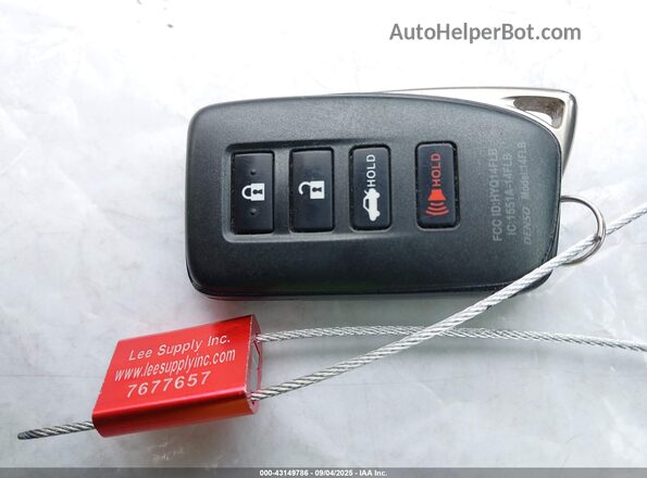JTHGZ1E27M5018507 2021 LEXUS IS Синий Вид панели приборов