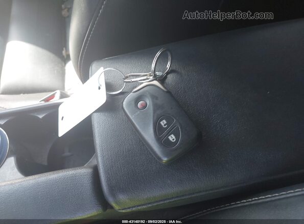 JTHKD5BH8H2283405 2017 LEXUS CT 200H White 