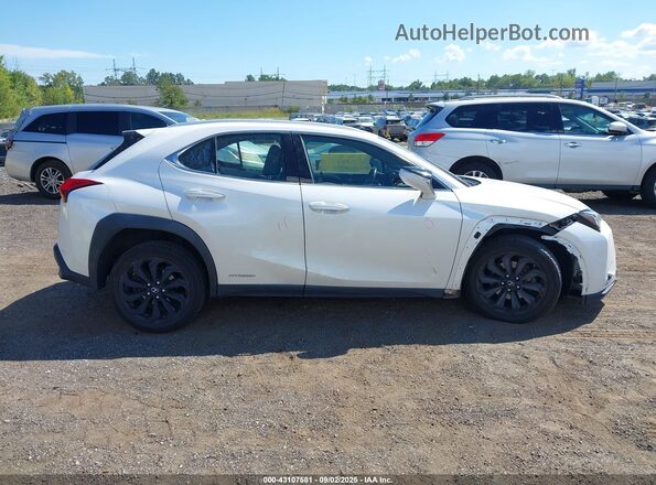 JTHP9JBH8M2051705 2021 LEXUS UX 250H Белый Вид задней части салона
