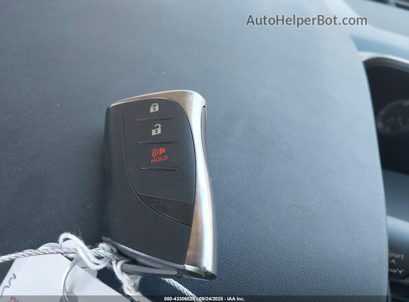 JTHX3JBH0N2051250 2022 LEXUS UX 200 White Вид панелі приладів