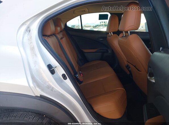 JTHX3JBH0N2051250 2022 LEXUS UX 200 White Вид наклейки з VIN-кодом
